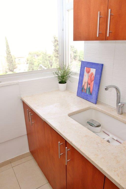 Holiday Studio Apartment Near The Baha ' I Gardens Хайфа Екстериор снимка